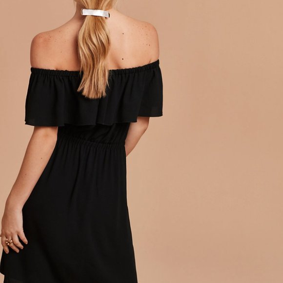 Wilfred off the shoulder dress Clearance